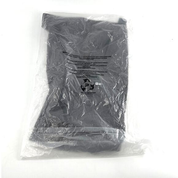 Pelagic Men's Graphite Madeira Cargo Hybrid 20" Shorts Size 36 - Picture 6 of 10